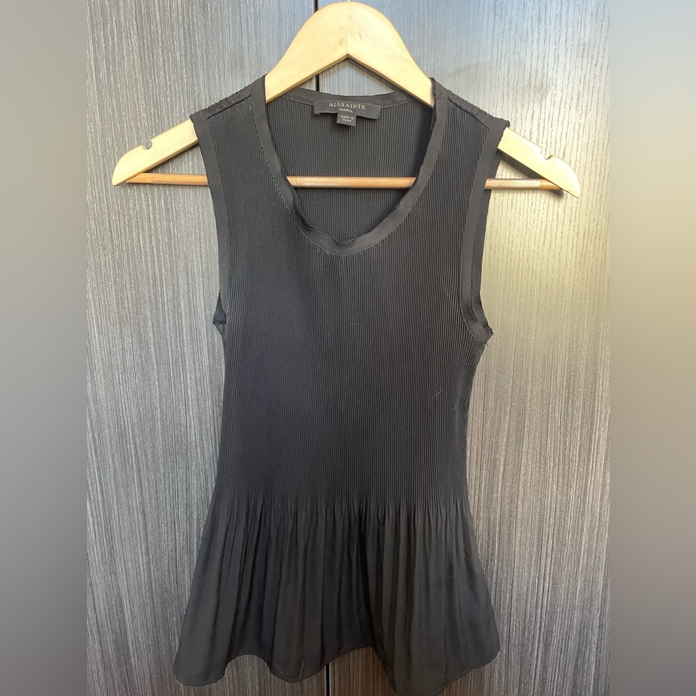 EUC AllSaints Top sz small